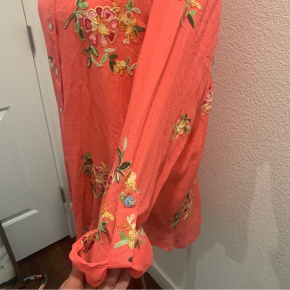 Fig and Flower  Anthropology Coral Floral Button-Up Blouse - Picture 4 of 7
